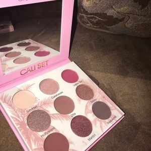 Cali Set Eyeshadow Palette